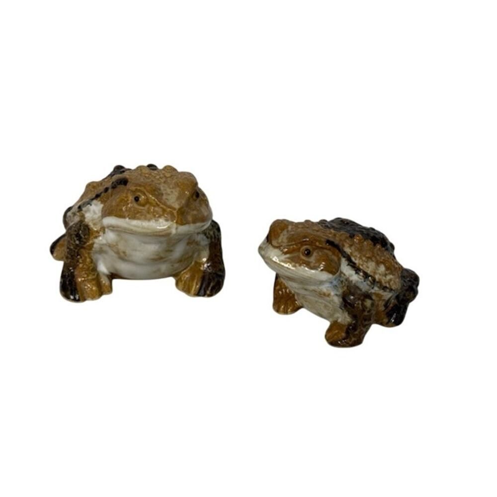 Vintage Hirado Porcelain Pottery toads set of 2 Made in Japan